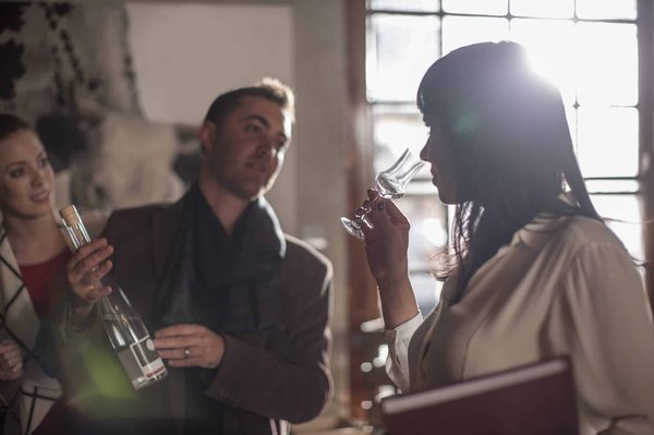 Comment déguster le jambon pata negra bellota AOP jabugo ?