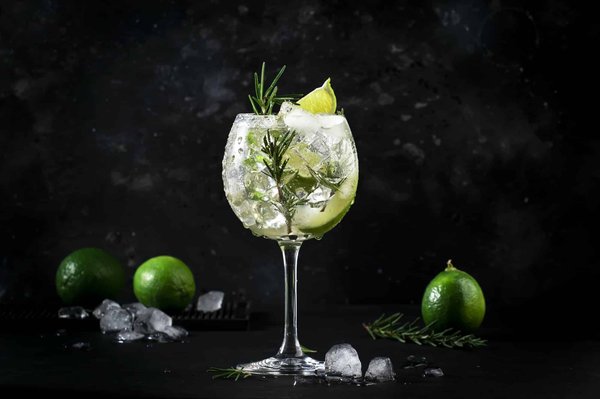Où trouver les bars à cocktails avec des recettes originales à base de gin