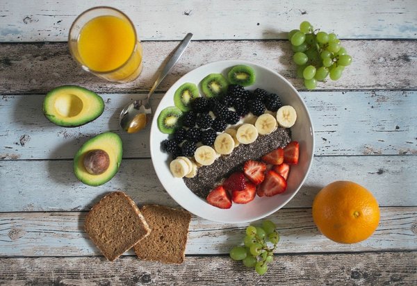 Quels sont les fruits qu'on peut manger le soir ?