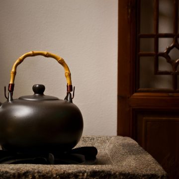La théière inox : un choix durable et esthétique pour le thé